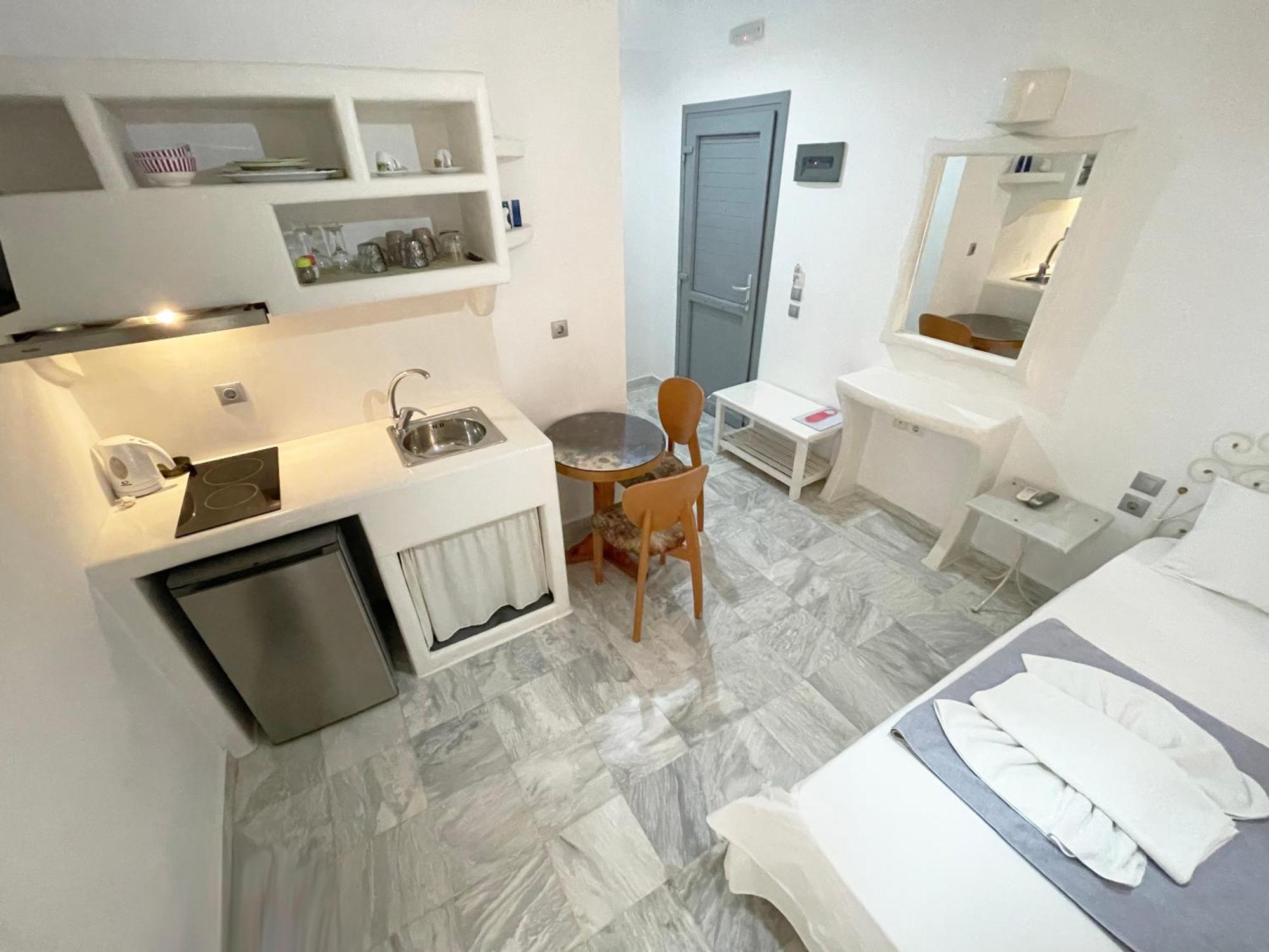 Argo-Milos Adamantas  Exterior foto